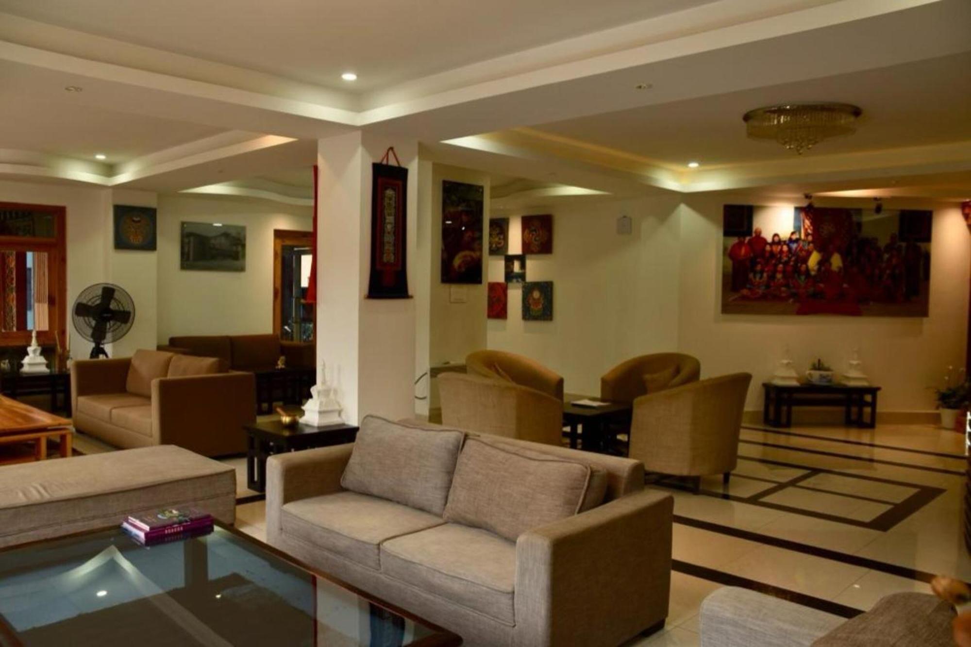 Hotel Damisa تيمفو المظهر الخارجي الصورة